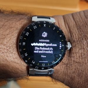 Louis Vuitton Horizon Light Up Connected Watch